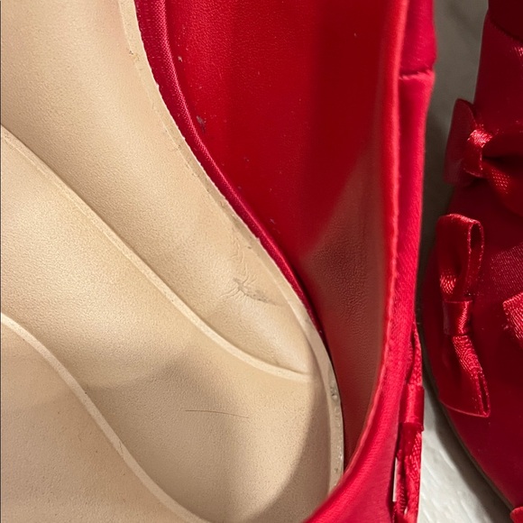 Gianni Bini Red Bow-Detail Heels - Picture 6 of 7
